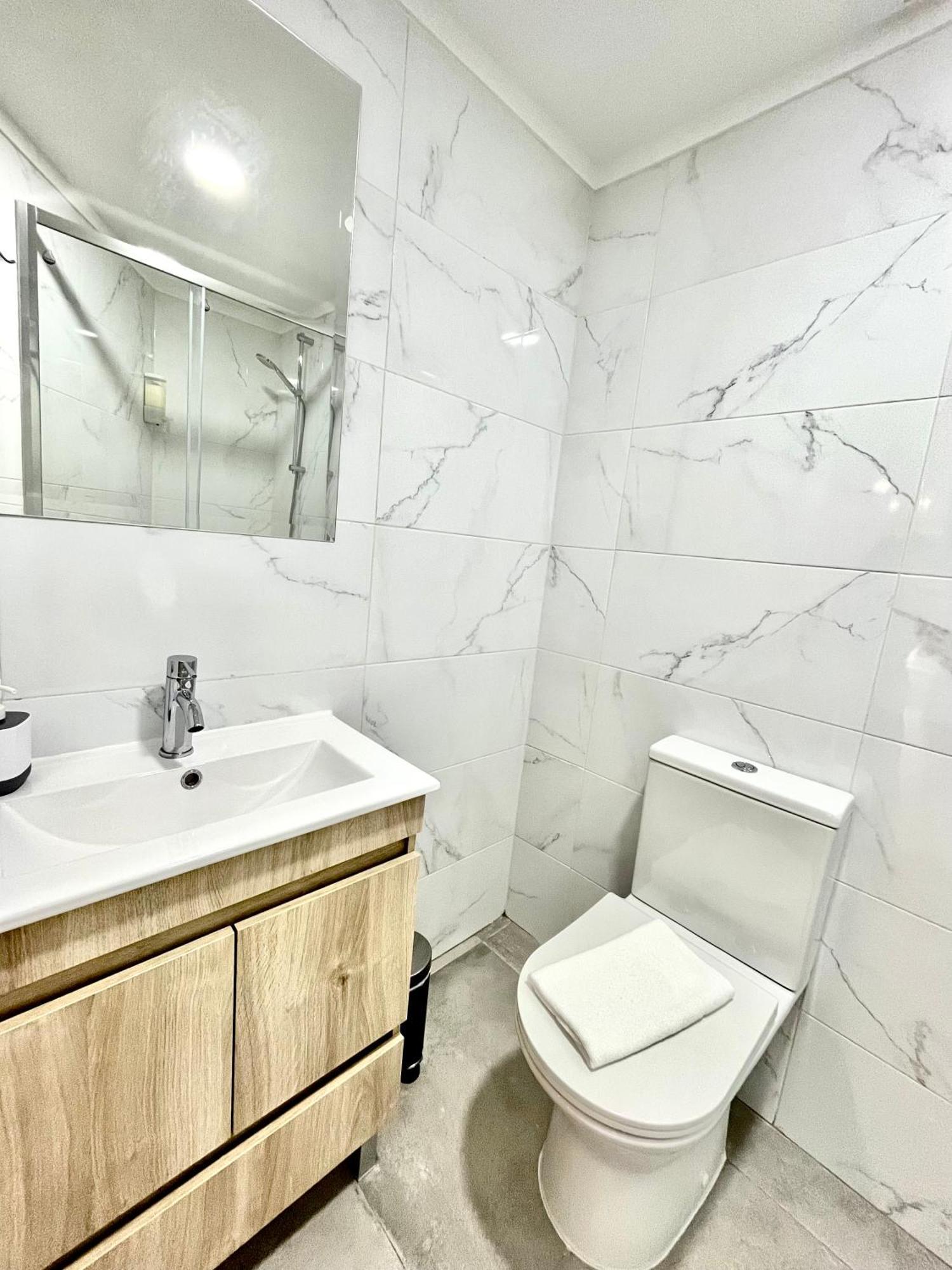 Apartments Center Santos Lisbon Bagian luar foto