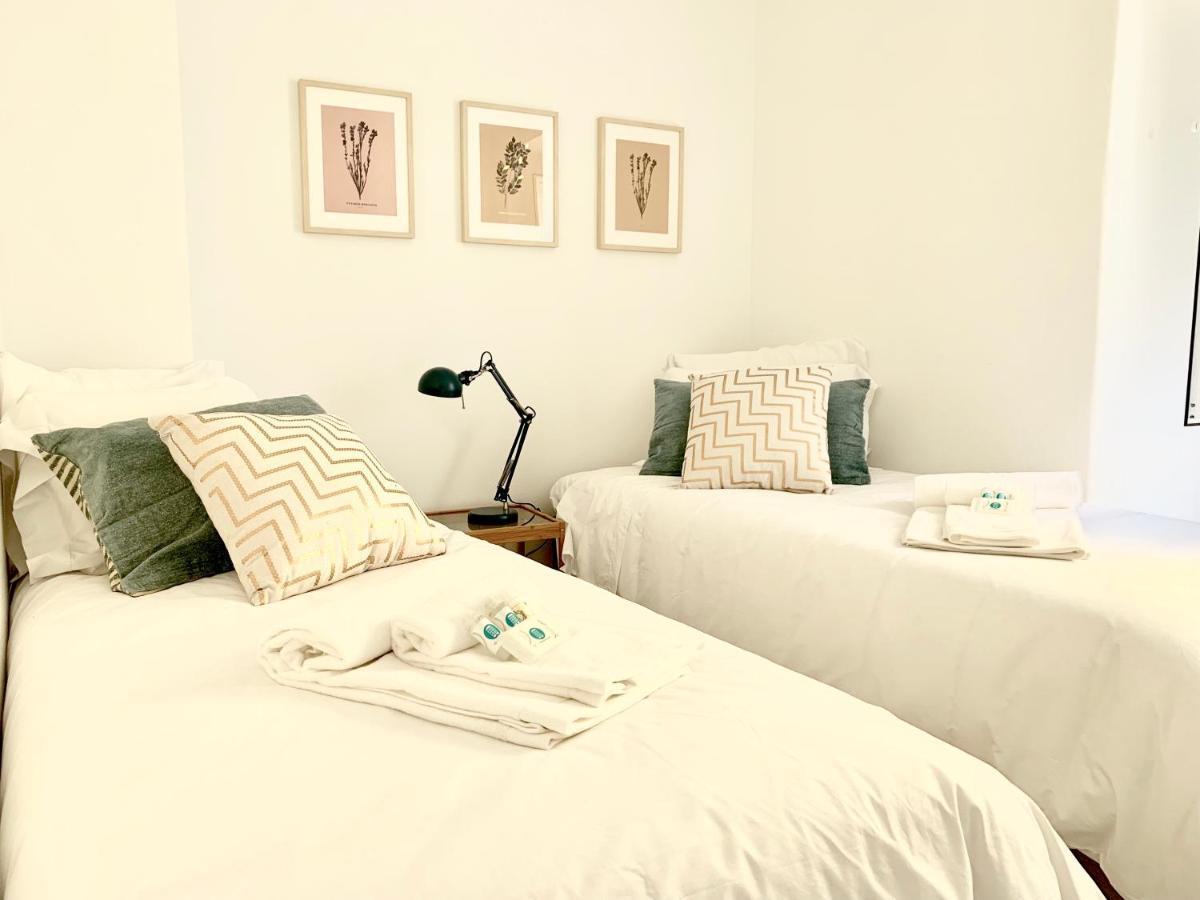 Apartments Center Santos Lisbon Bagian luar foto